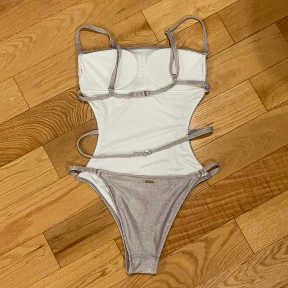 Victoria’s Secret Silver Strappy One Piece Swimsuit - S - Picture 2 of 4